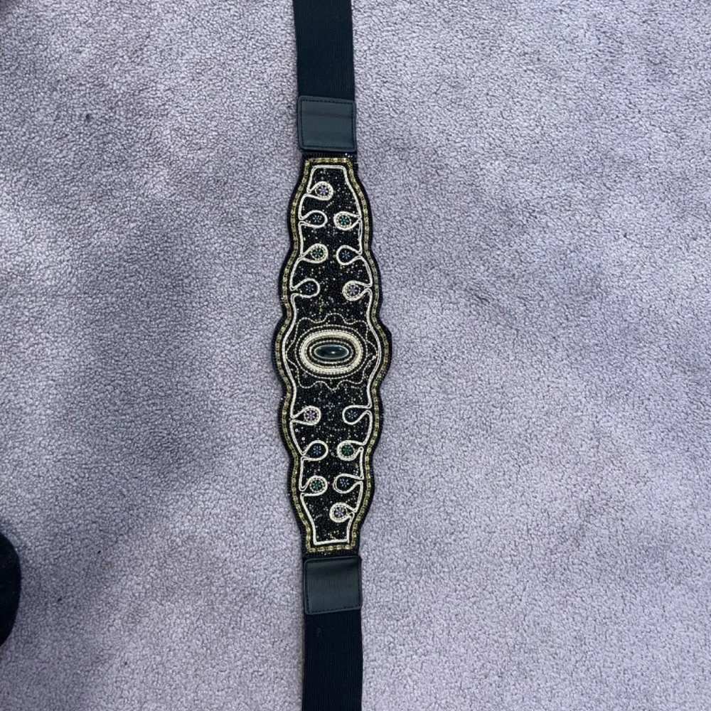 Unique Belt - Picture 3 of 3